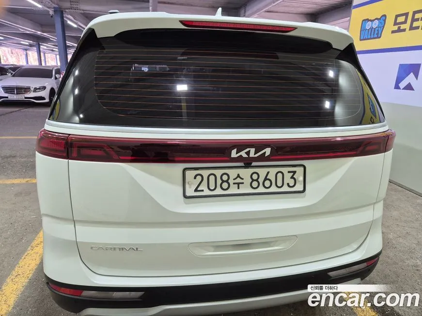 Kia Carnival — фото 2
