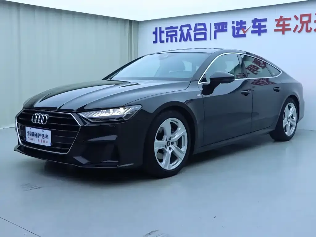 Audi A7 — фото 1