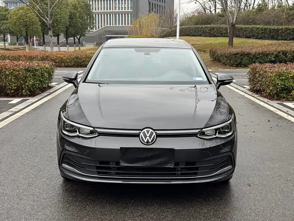 Volkswagen Golf — фото 6