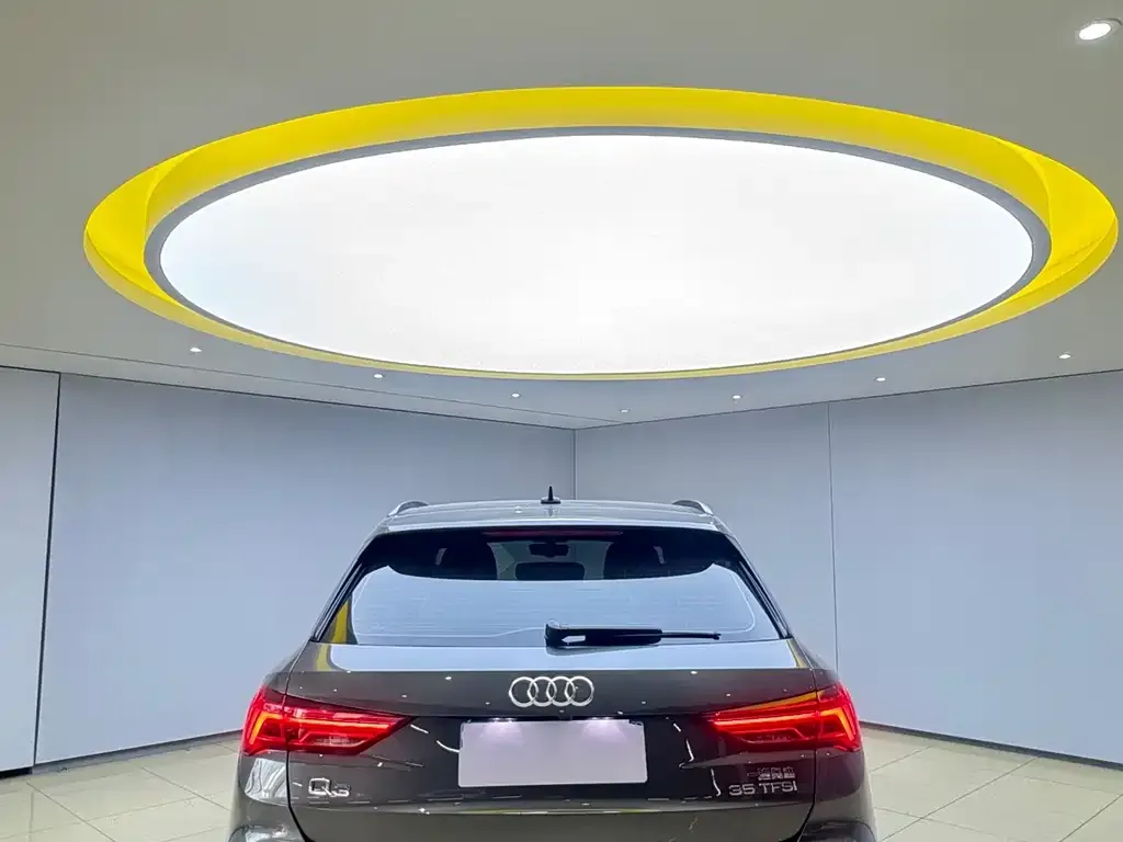 Audi Q3 — фото 2