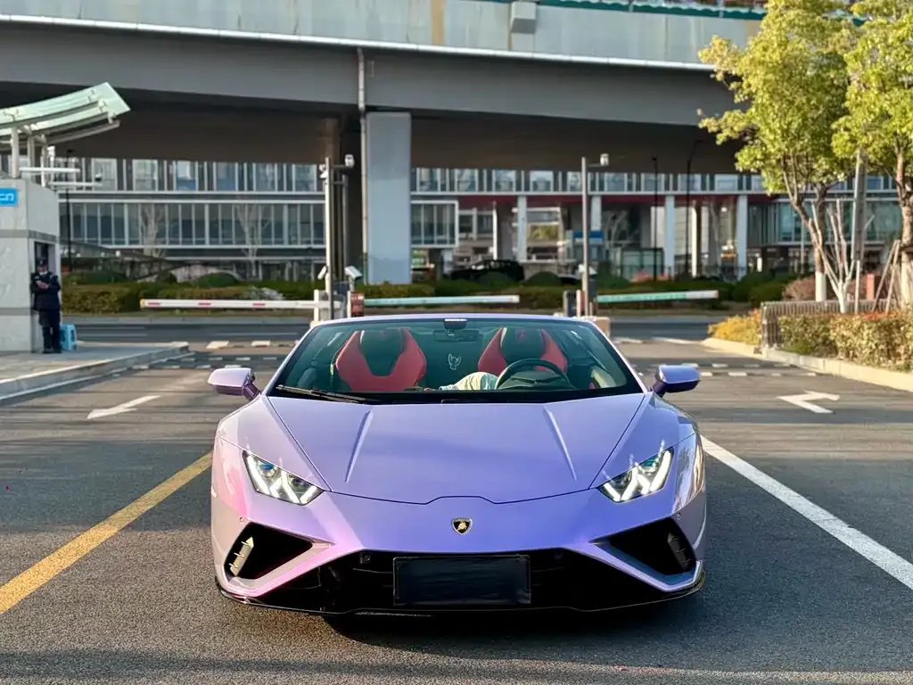 Lamborghini Huracan — фото 1