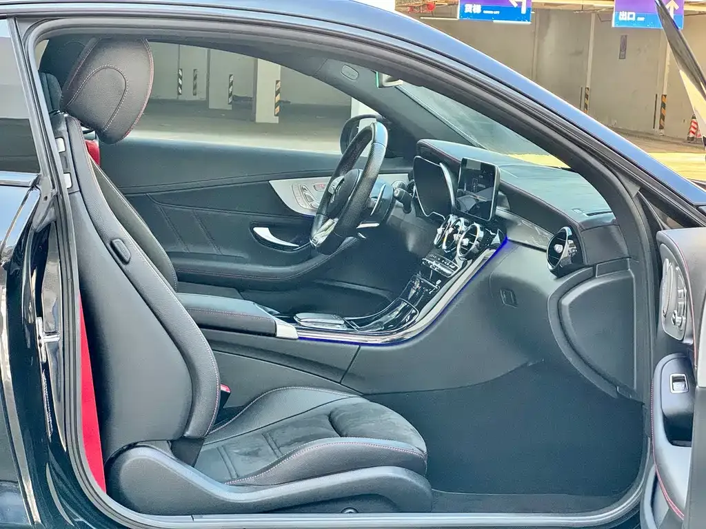 Mercedes-Benz C-Class AMG — фото 8