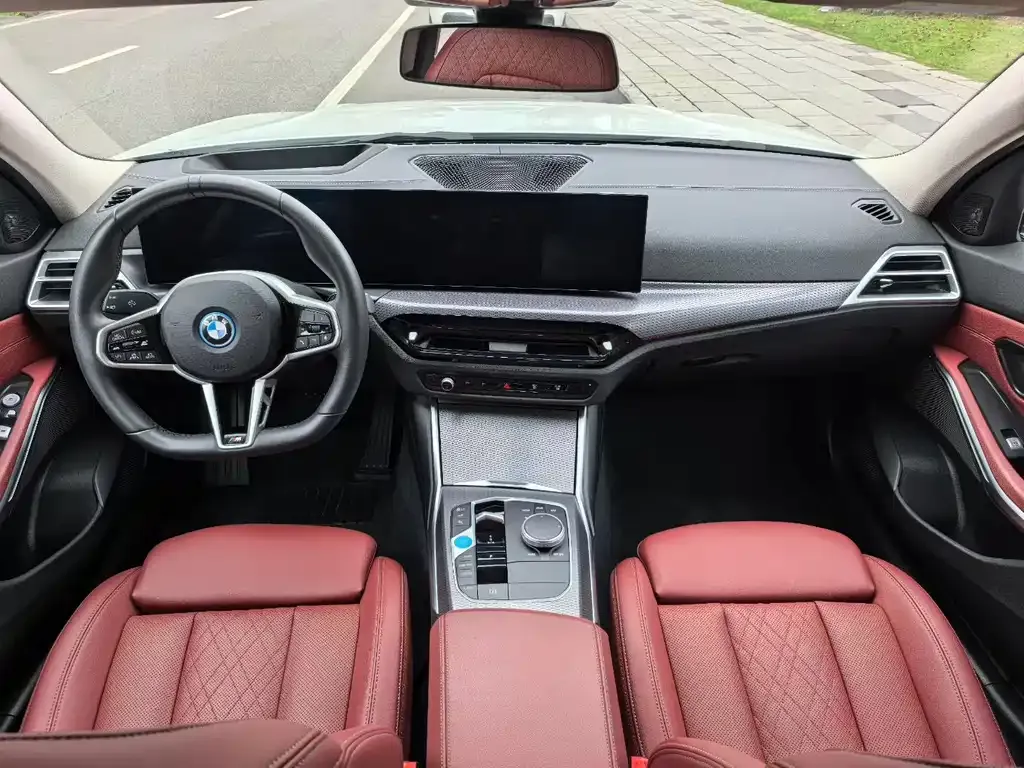 BMW i3 — фото 4