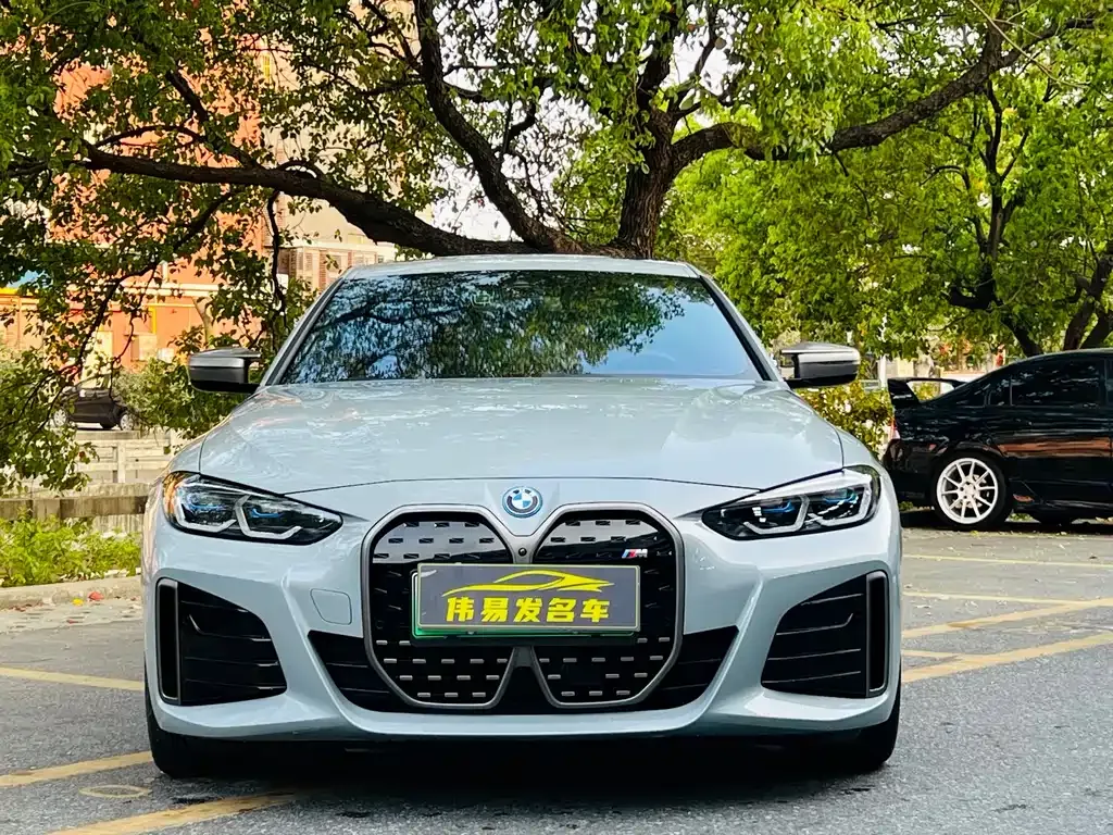 BMW i4 M — фото 10