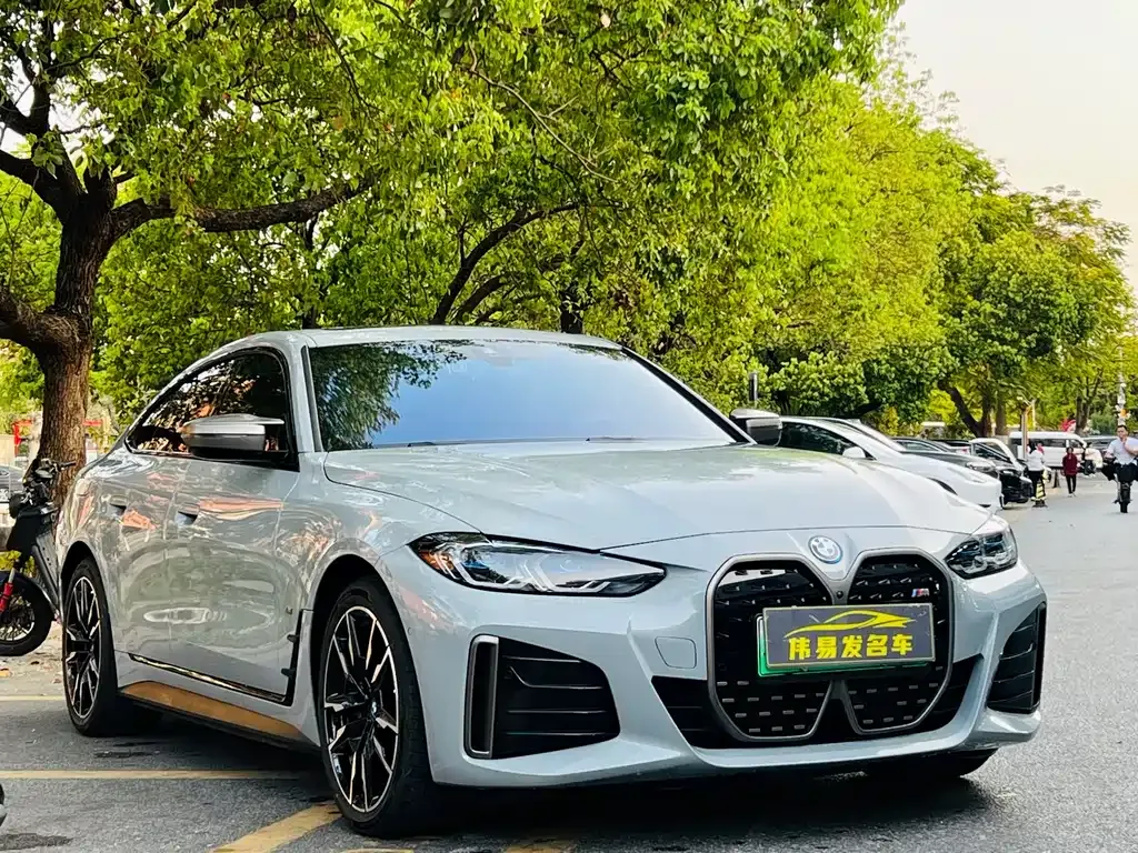 BMW i4 M — фото 9