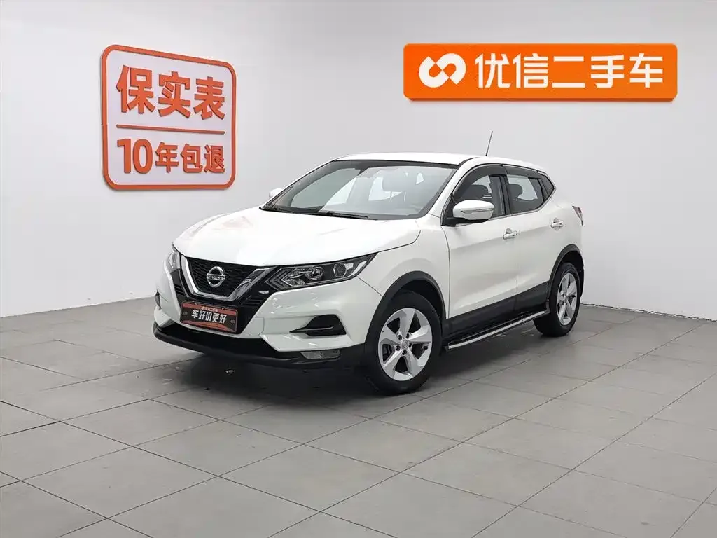 Nissan Qashqai — фото 1