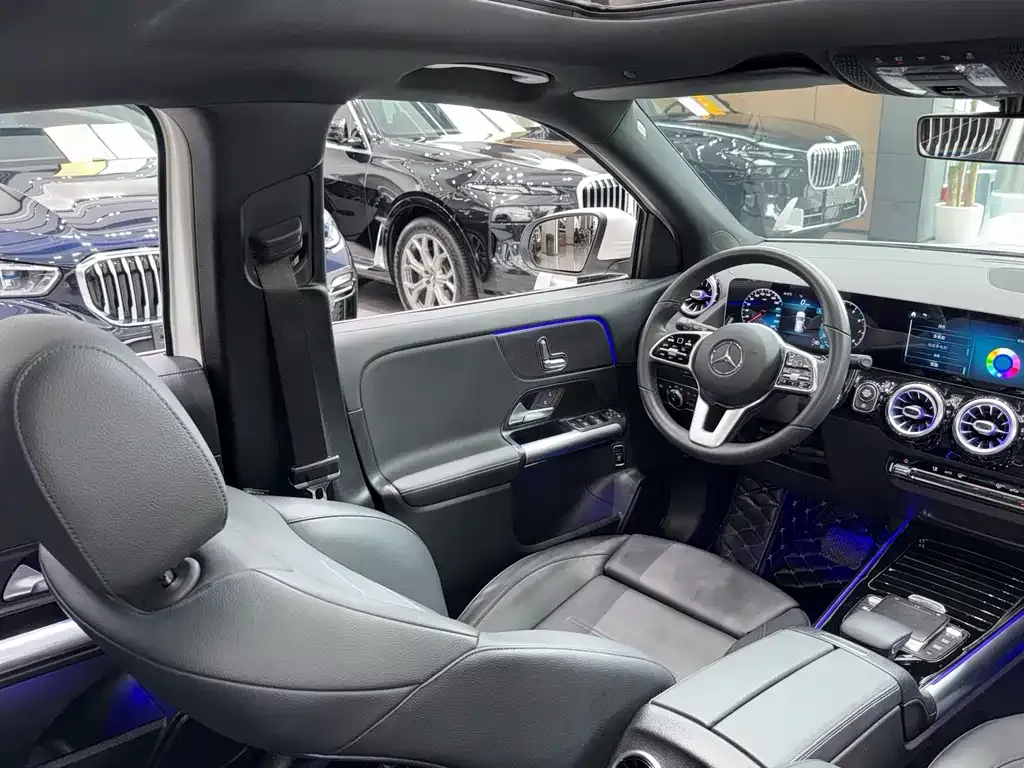 Mercedes-Benz GLA — фото 10