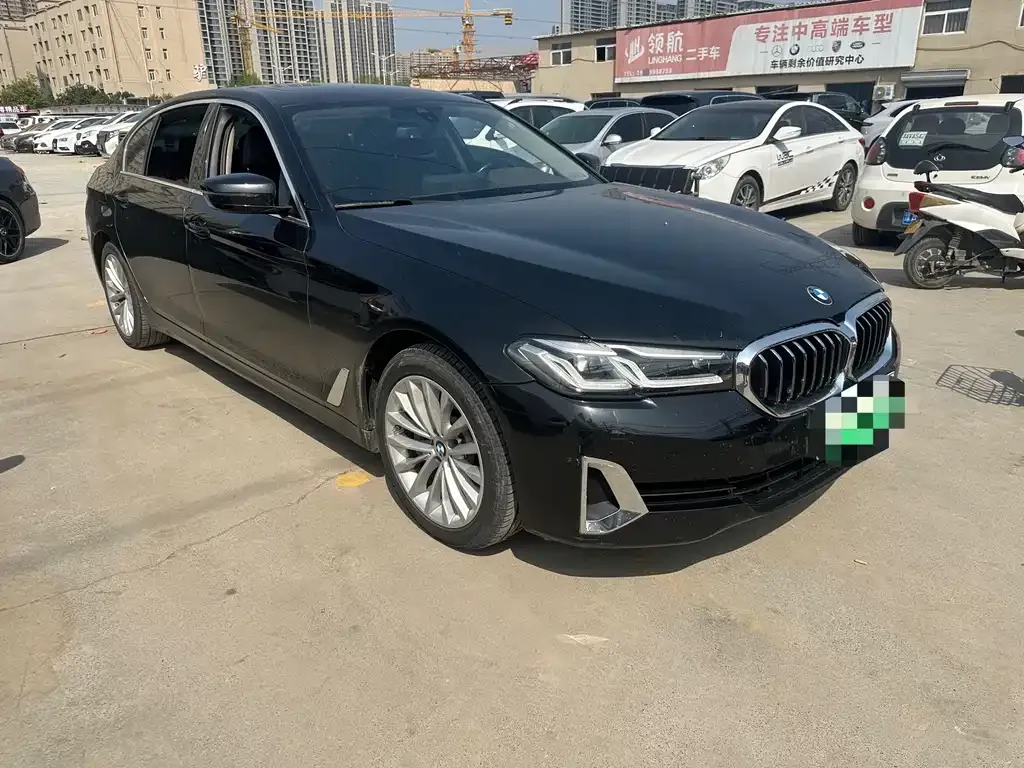 BMW 5 Series New Energy — фото 1