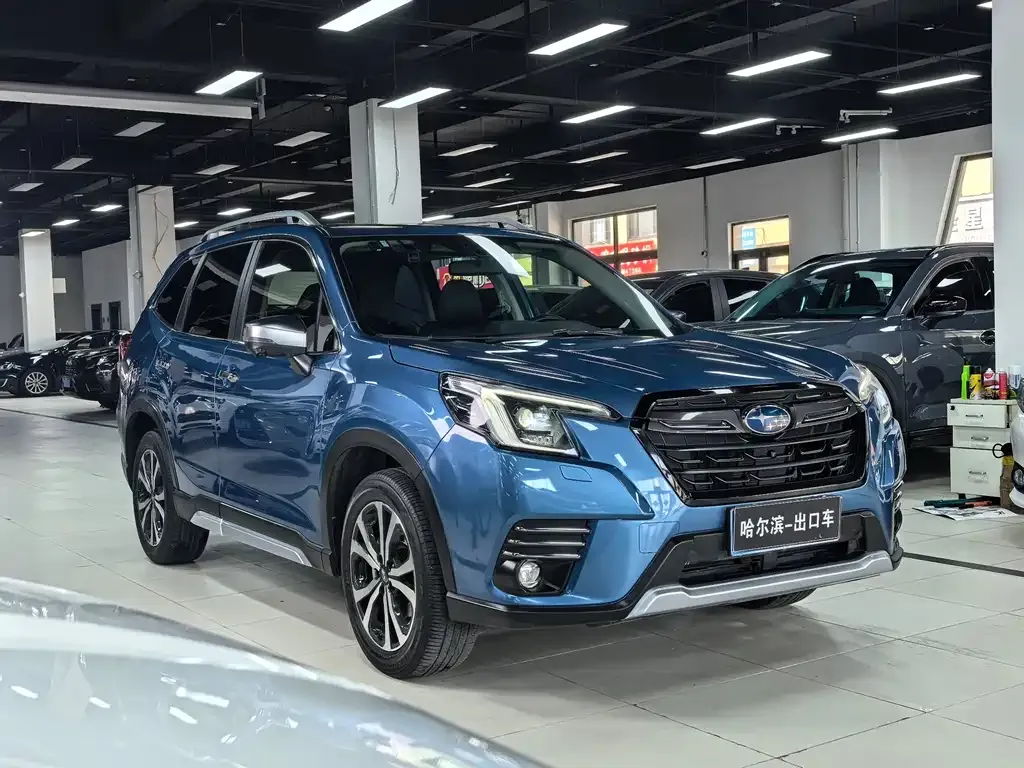Subaru Forester — фото 8