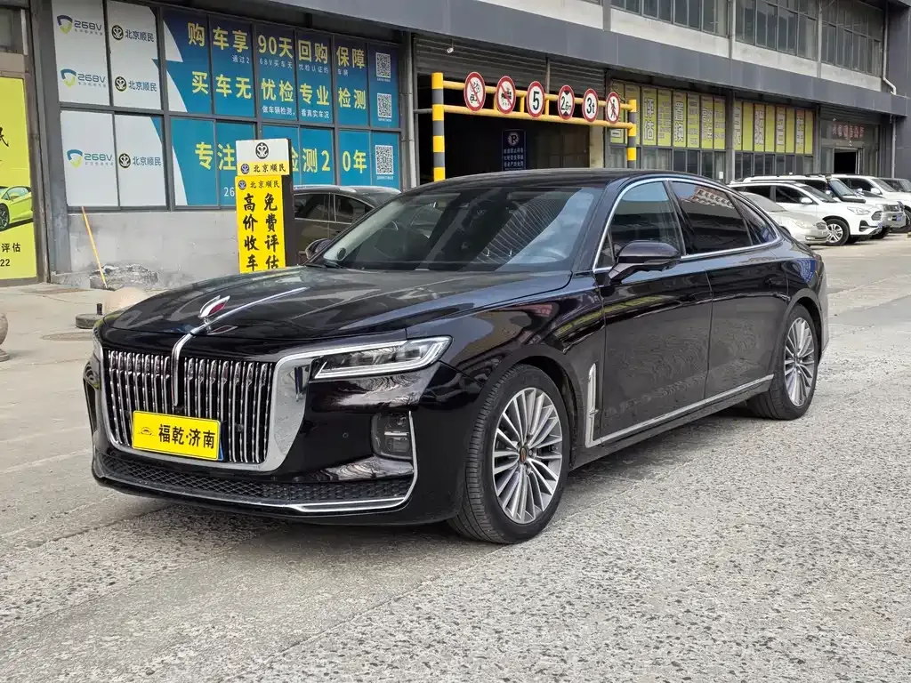 Hongqi H9 — фото 1