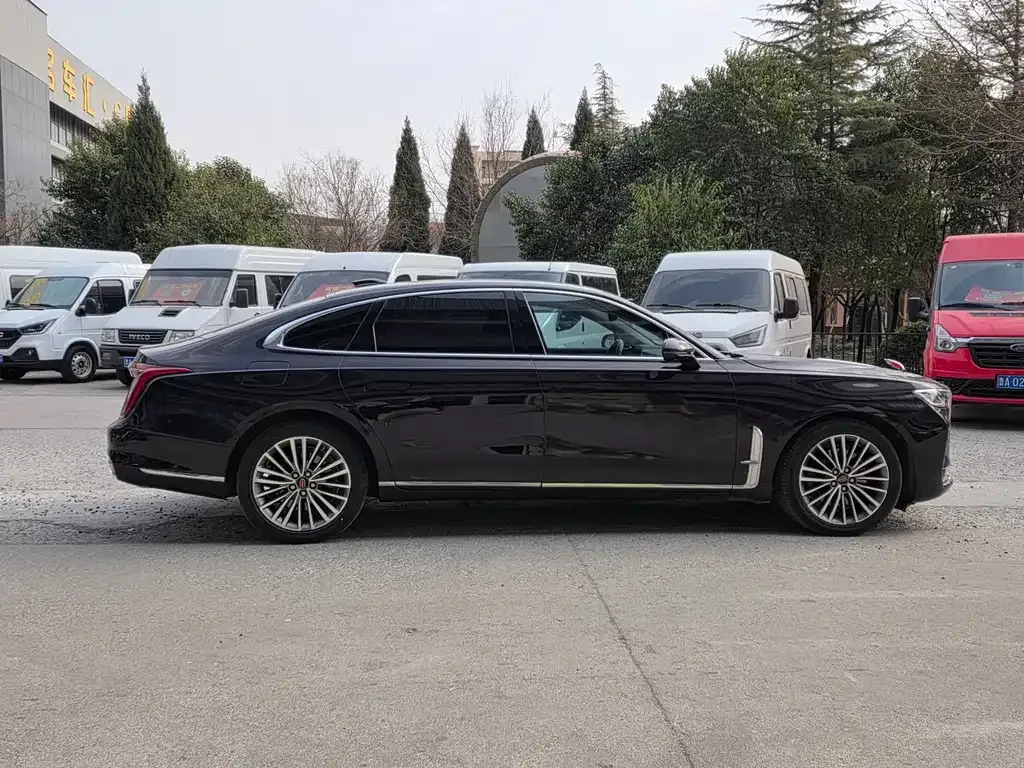 Hongqi H9 — фото 9