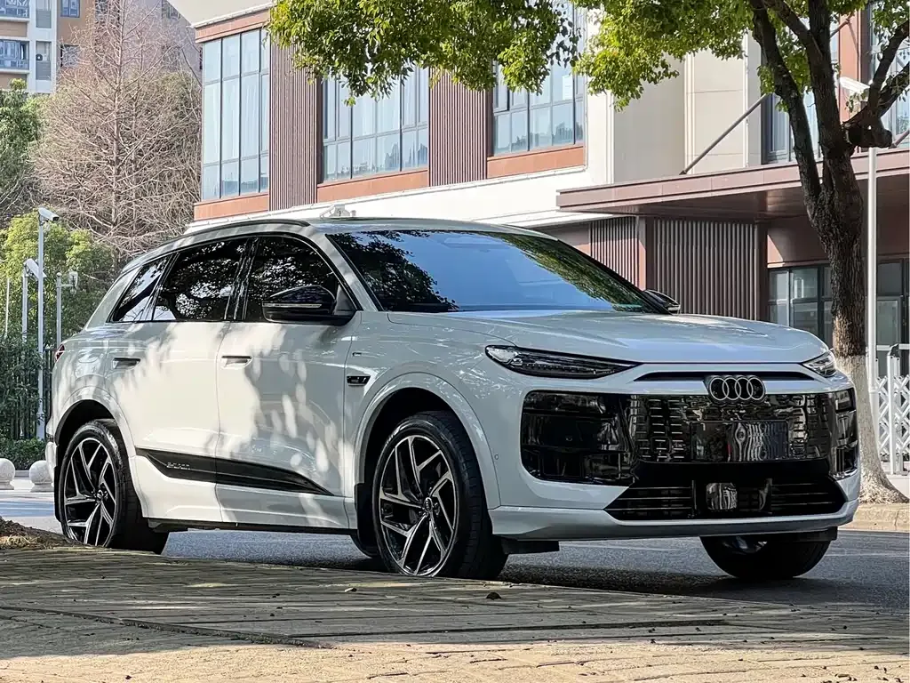 Audi Q6L e-tron — фото 9