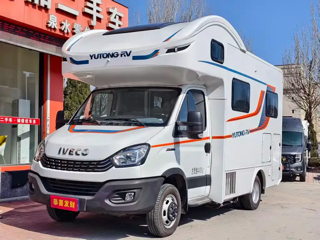 IVECO Ousheng — фото 1