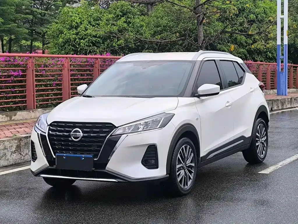 Nissan Kicks — фото 1