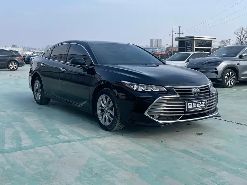 Toyota Avalon — фото 3