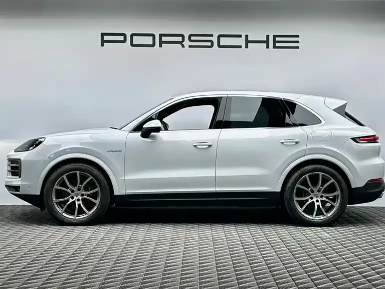 Porsche Cayenne Hybrid — фото 4