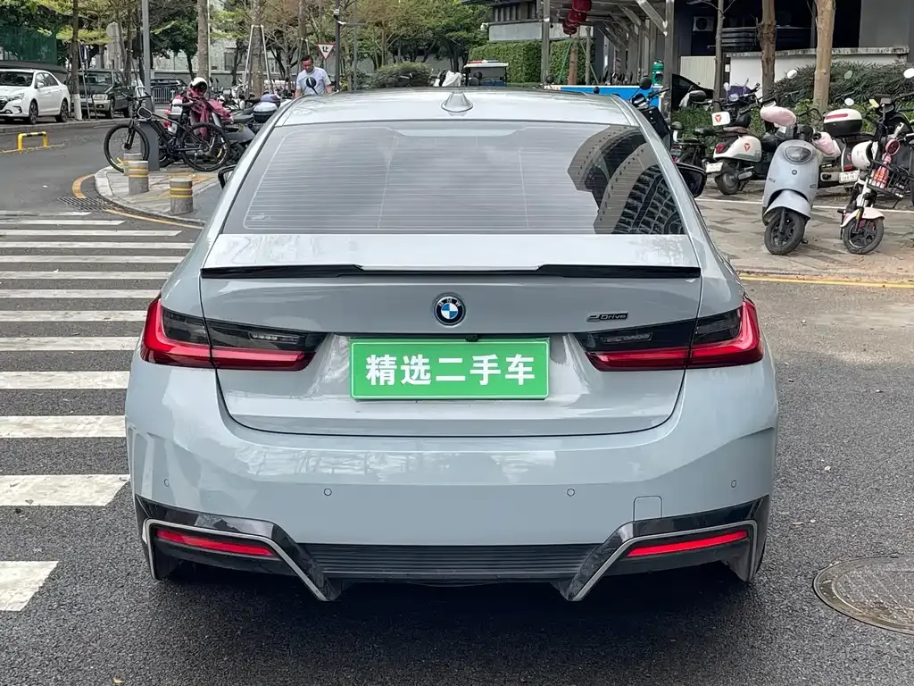 BMW i3 — фото 5