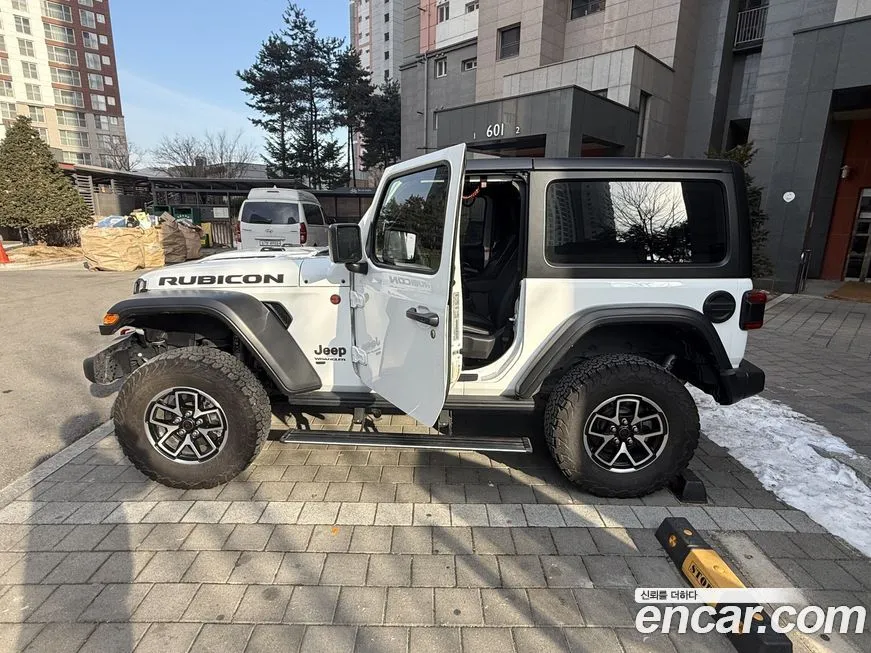 Jeep Wrangler — фото 7