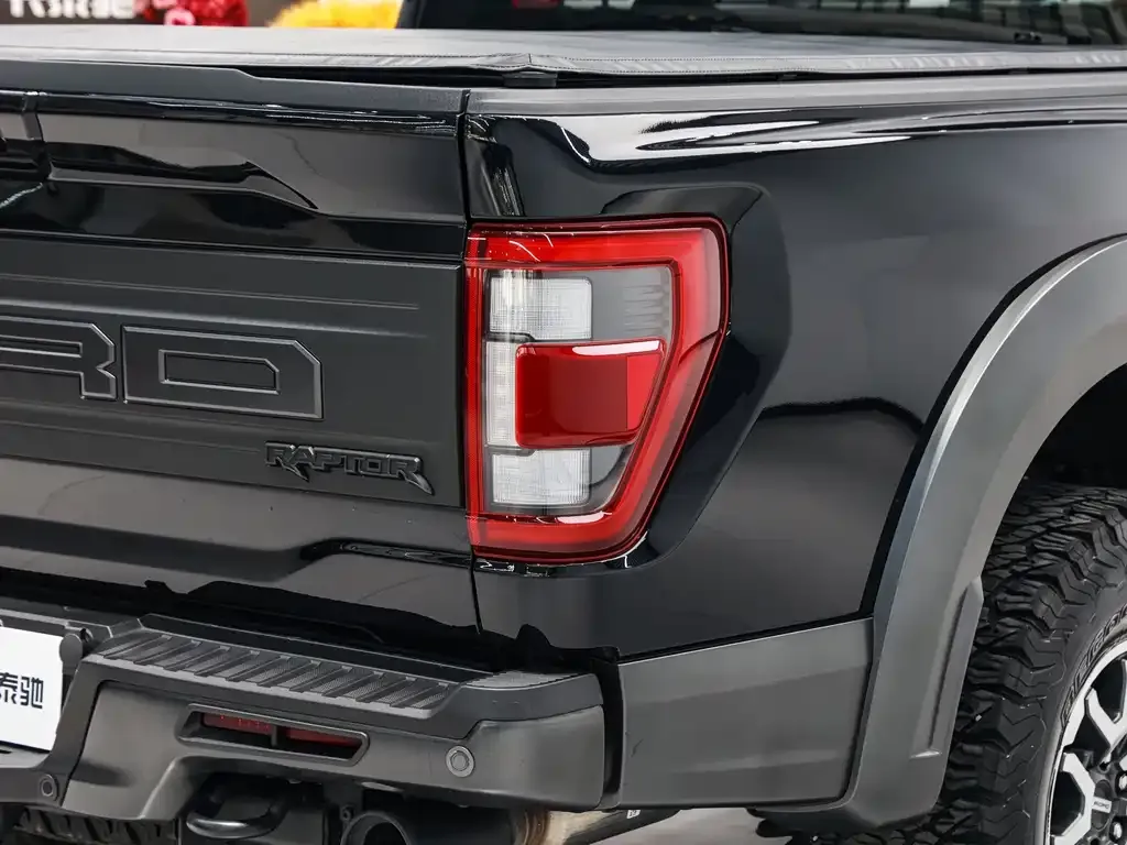 Ford F-150 Raptor — фото 5