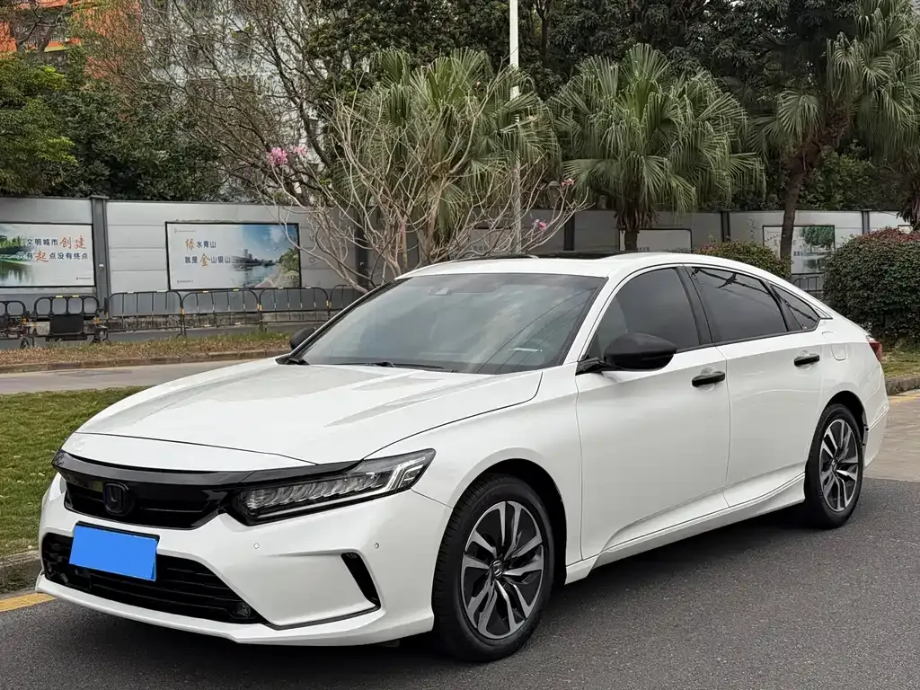 Honda Inspire — фото 1