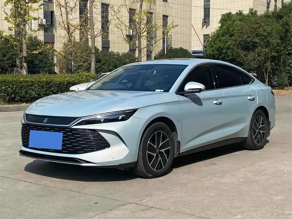 BYD Qin L — фото 1