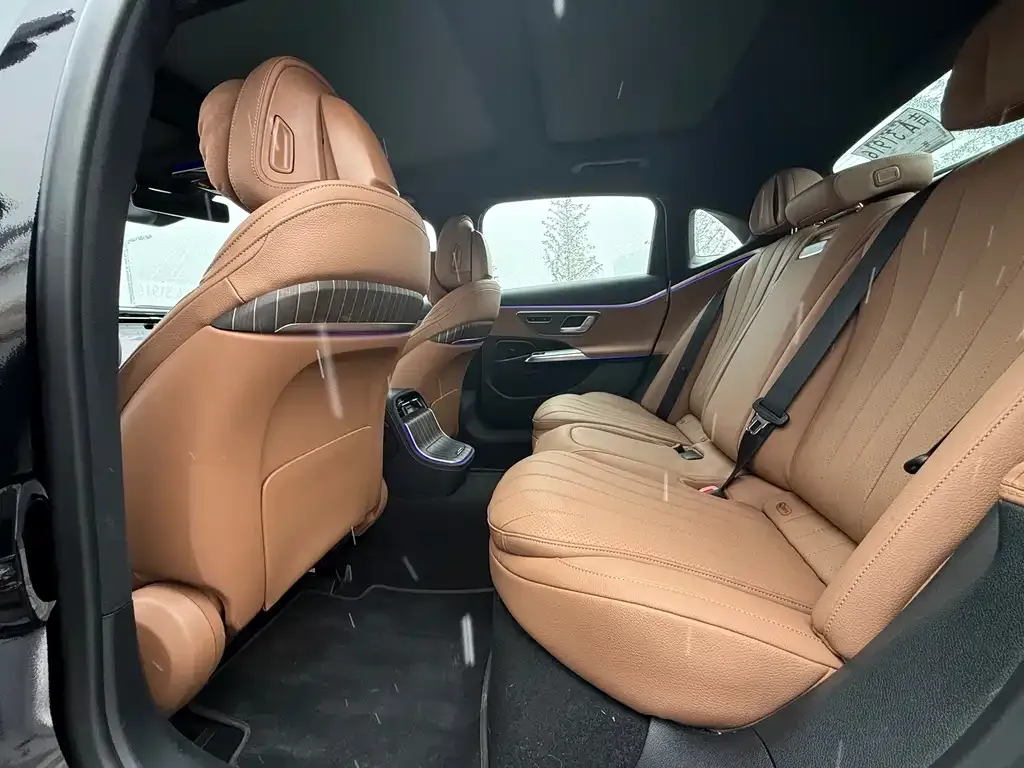 Mercedes-Benz E-Class New Energy — фото 3