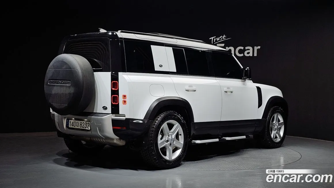 Land Rover Defender — фото 3