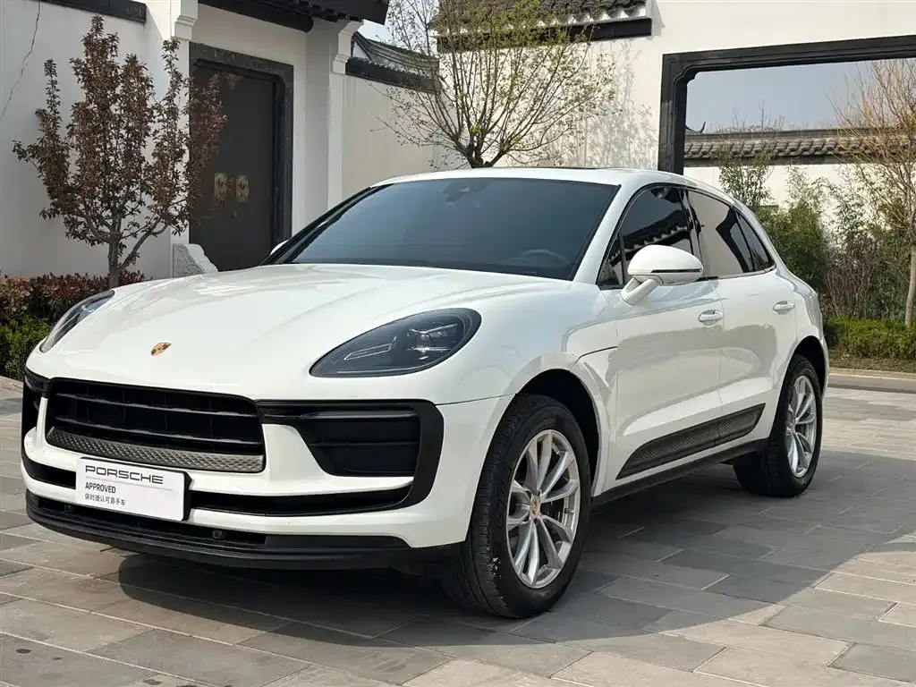 Porsche Macan — фото 1