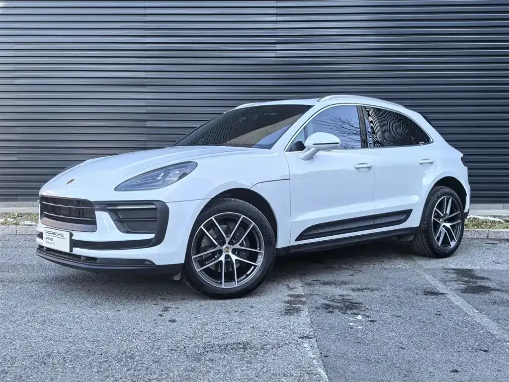 Porsche Macan — фото 1