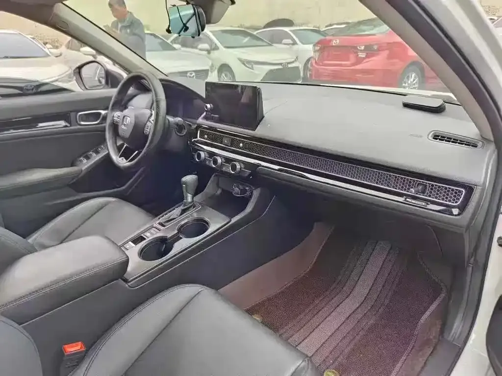 Honda Civic — фото 5