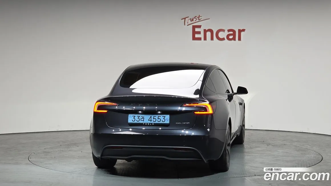 Tesla Model 3 — фото 5