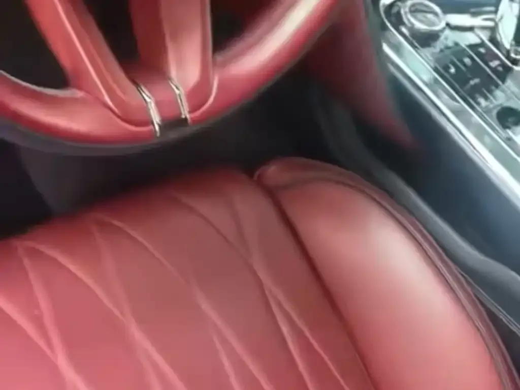 Bentley Flying Spur — фото 3