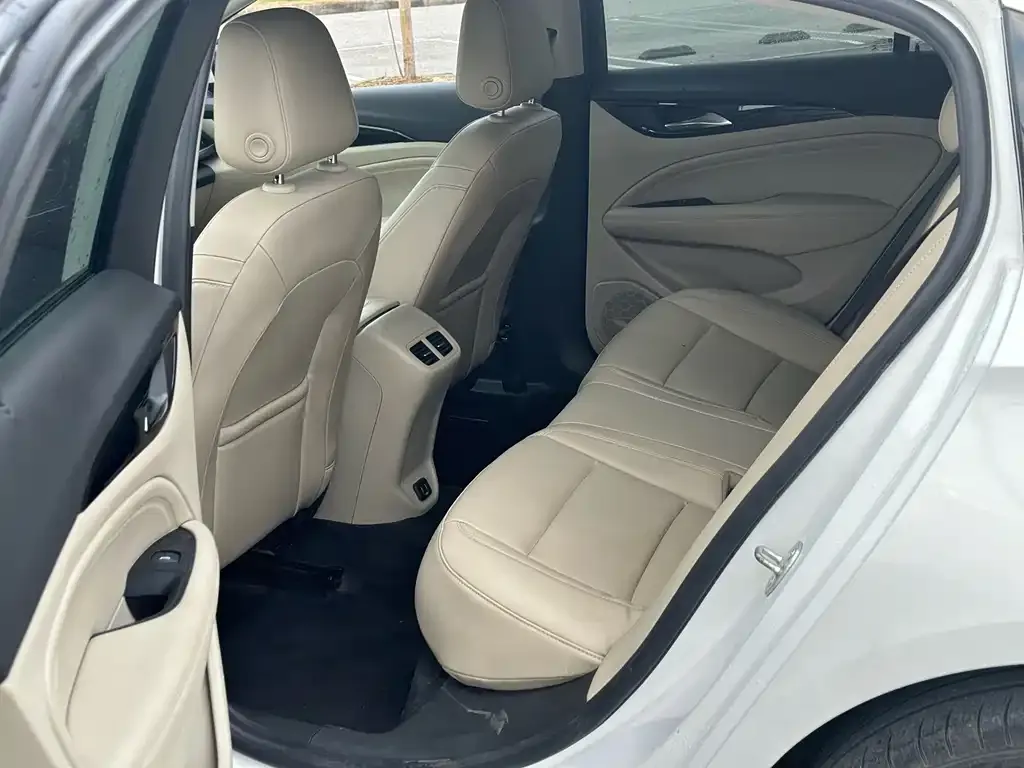 Buick Regal — фото 2