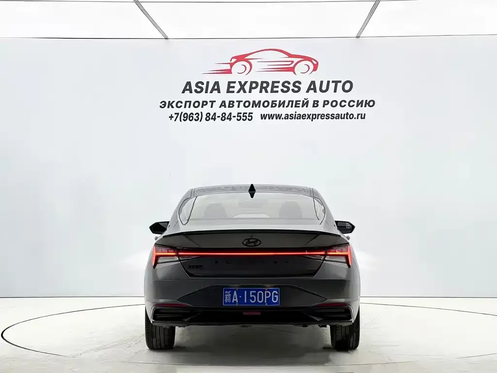 Hyundai Elantra — фото 6