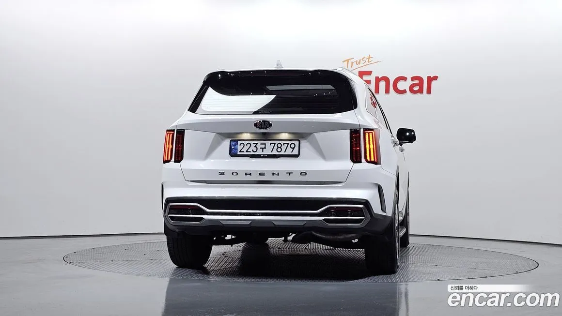 Kia Sorento — фото 3