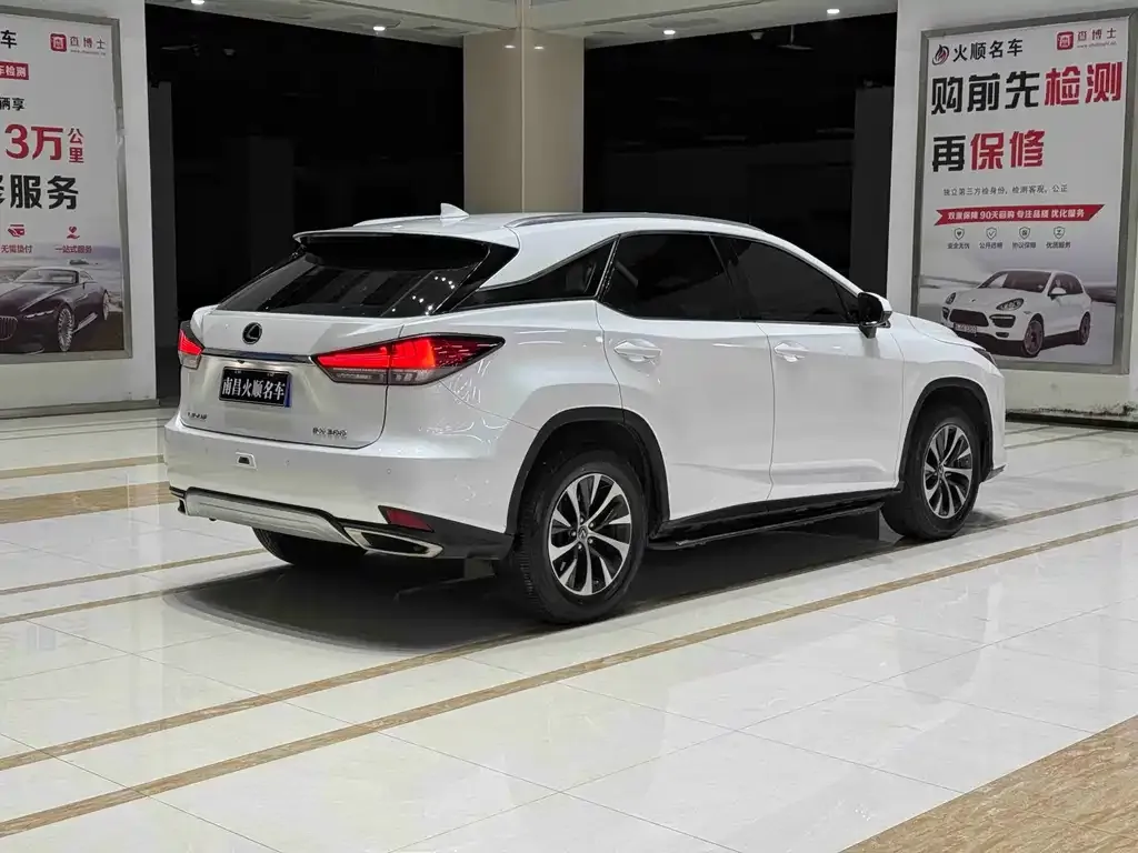 Lexus RX — фото 3