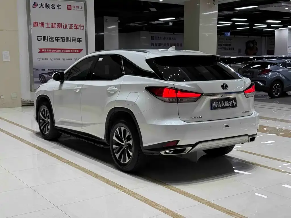 Lexus RX — фото 2