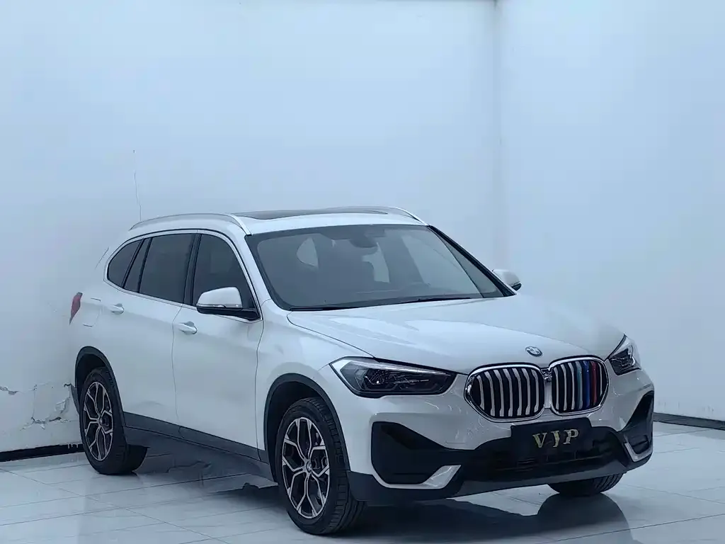 BMW X1 — фото 6