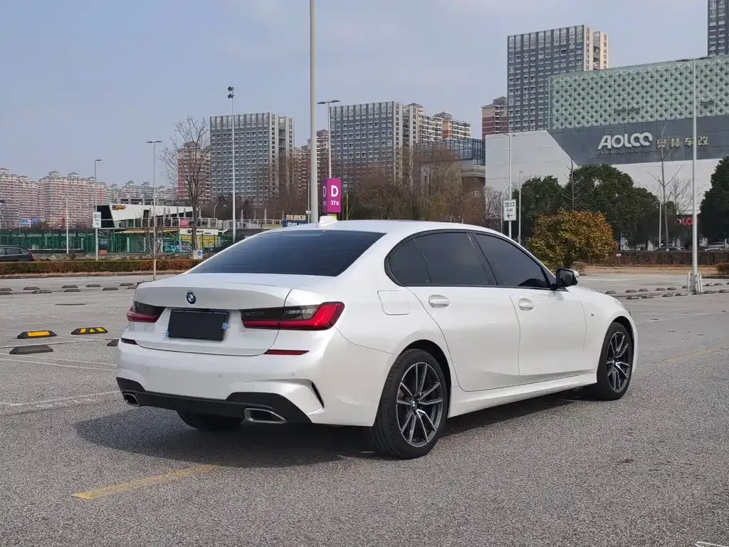 BMW 3 Series — фото 10