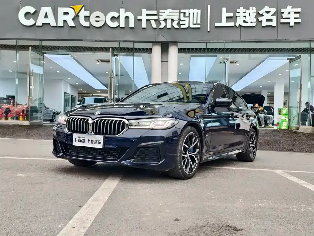 BMW 5 Series (Import) — фото 1