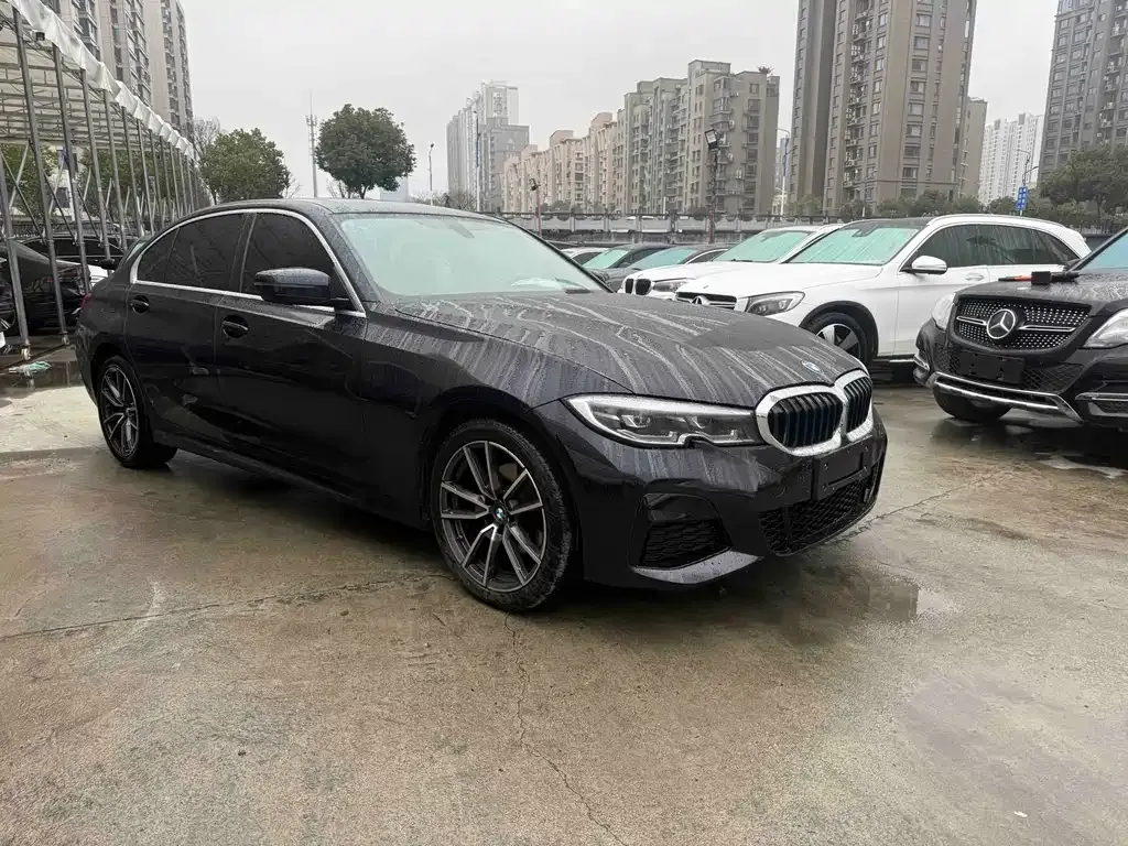 BMW 3 Series — фото 1