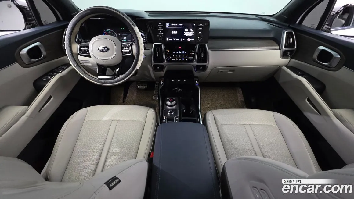 Kia Sorento — фото 10