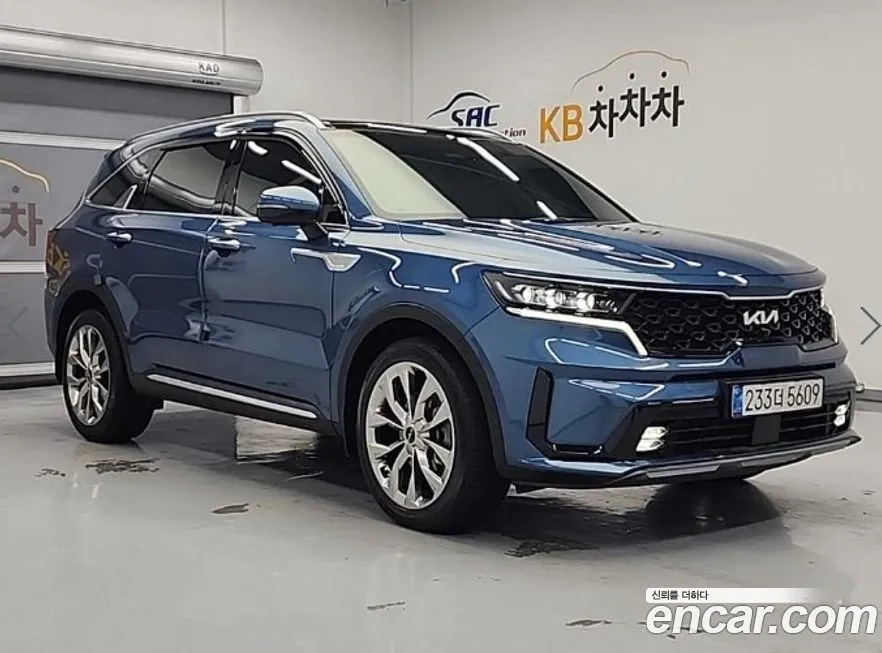 Kia Sorento — фото 8