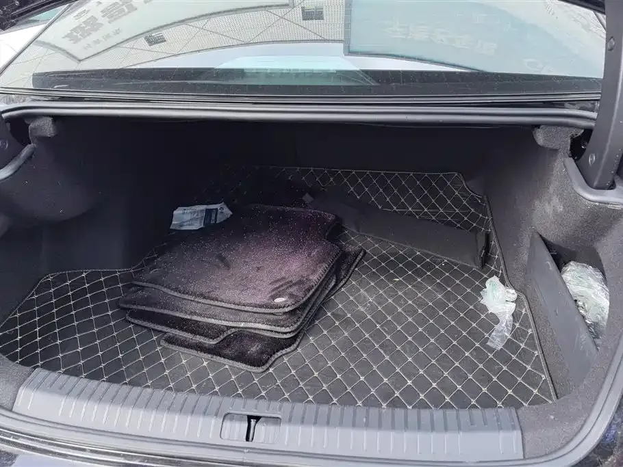 Volkswagen Passat — фото 10