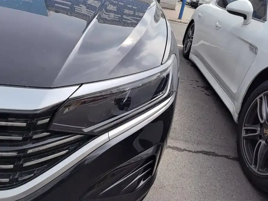 Volkswagen Passat — фото 9