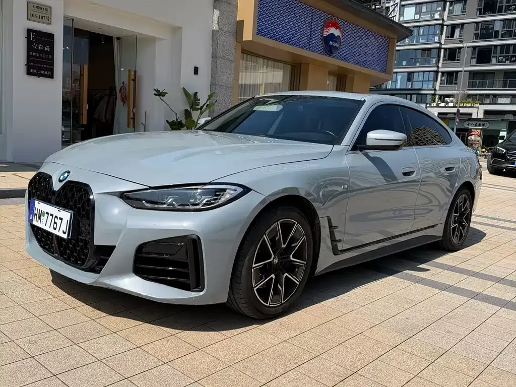 BMW 4 Series — фото 1