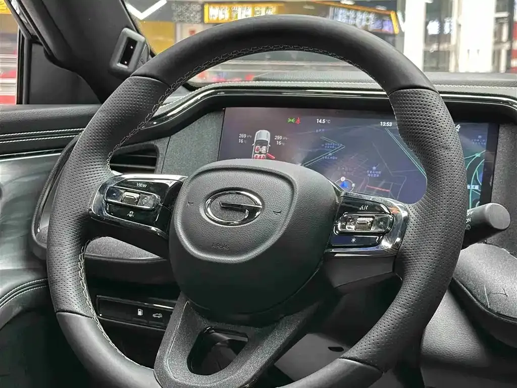 GAC Motor Trumpchi GS8 — фото 2