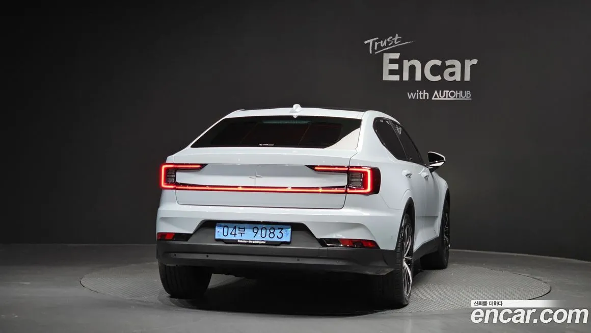 Polestar Polestar 2 — фото 7
