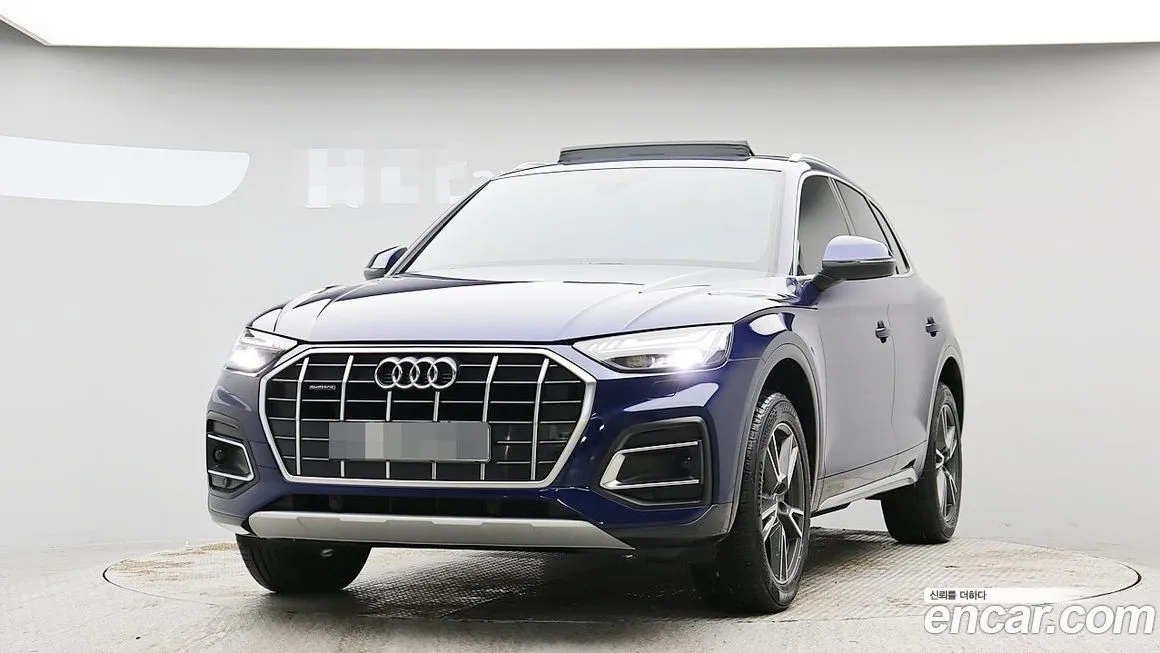 Audi Q5 — фото 1