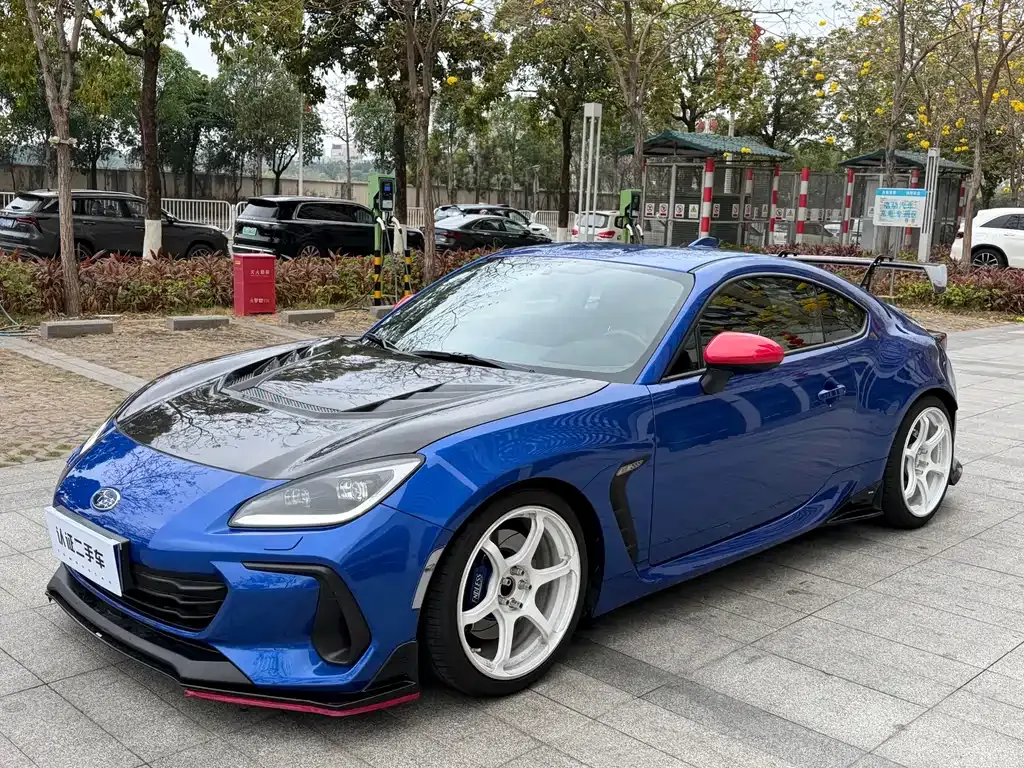 Subaru BRZ — фото 1